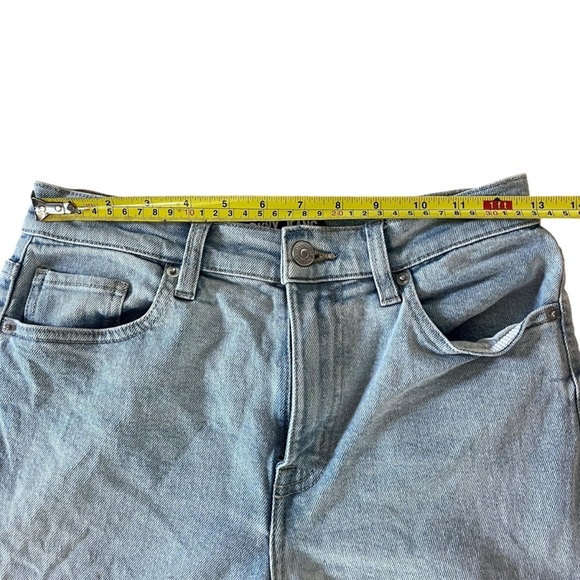 DKNY Jeans Broome Straight Leg Jeans Women’s Size 27 Light Wash Stretch Denim - Picture 7 of 11